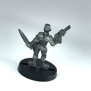 Van Saar Juve with Laspistol - Necromunda Warhammer Games Workshop Metal X10903