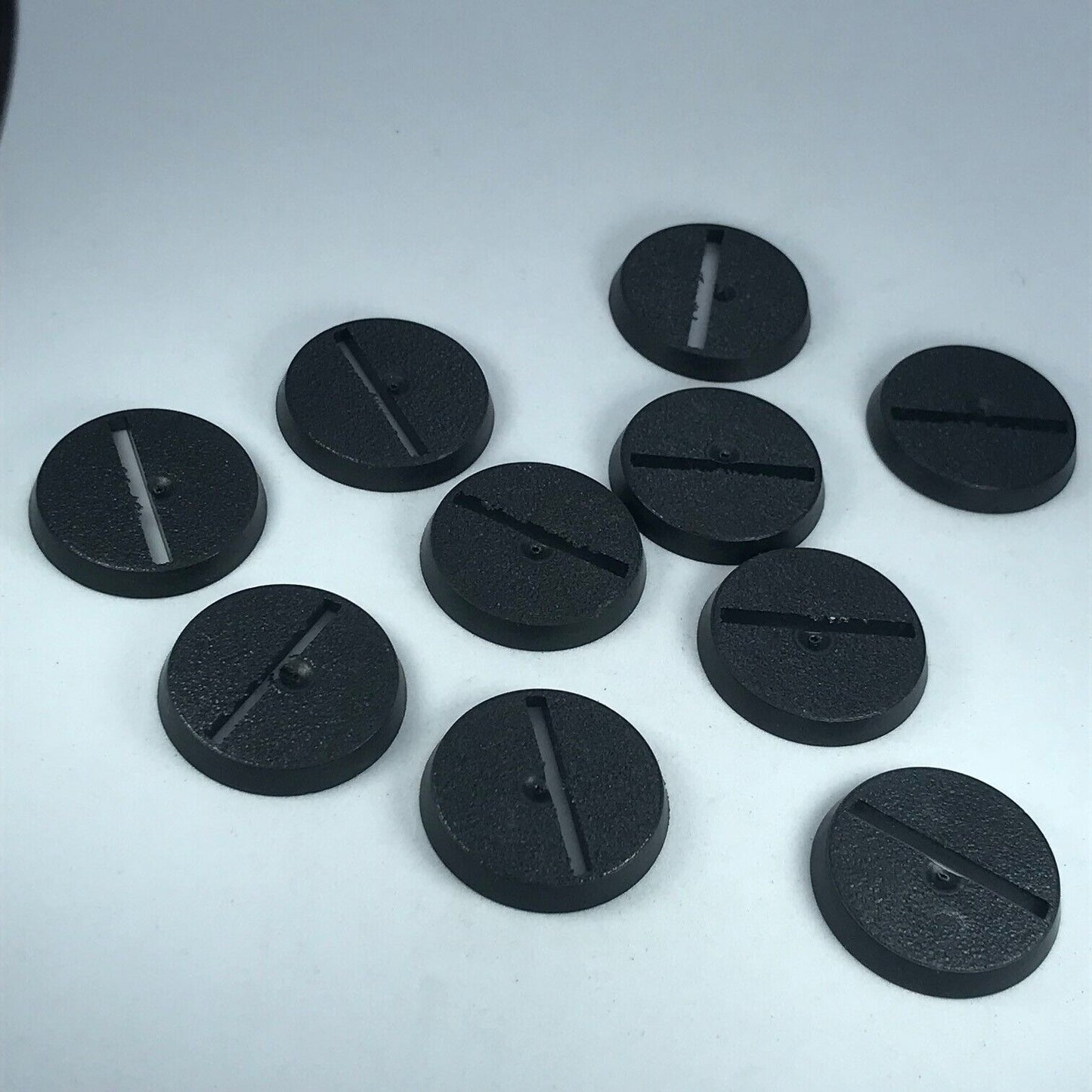 Original GW Dated 2005 25mm Round Bases Slotta - Warhammer Games Workshop X1340