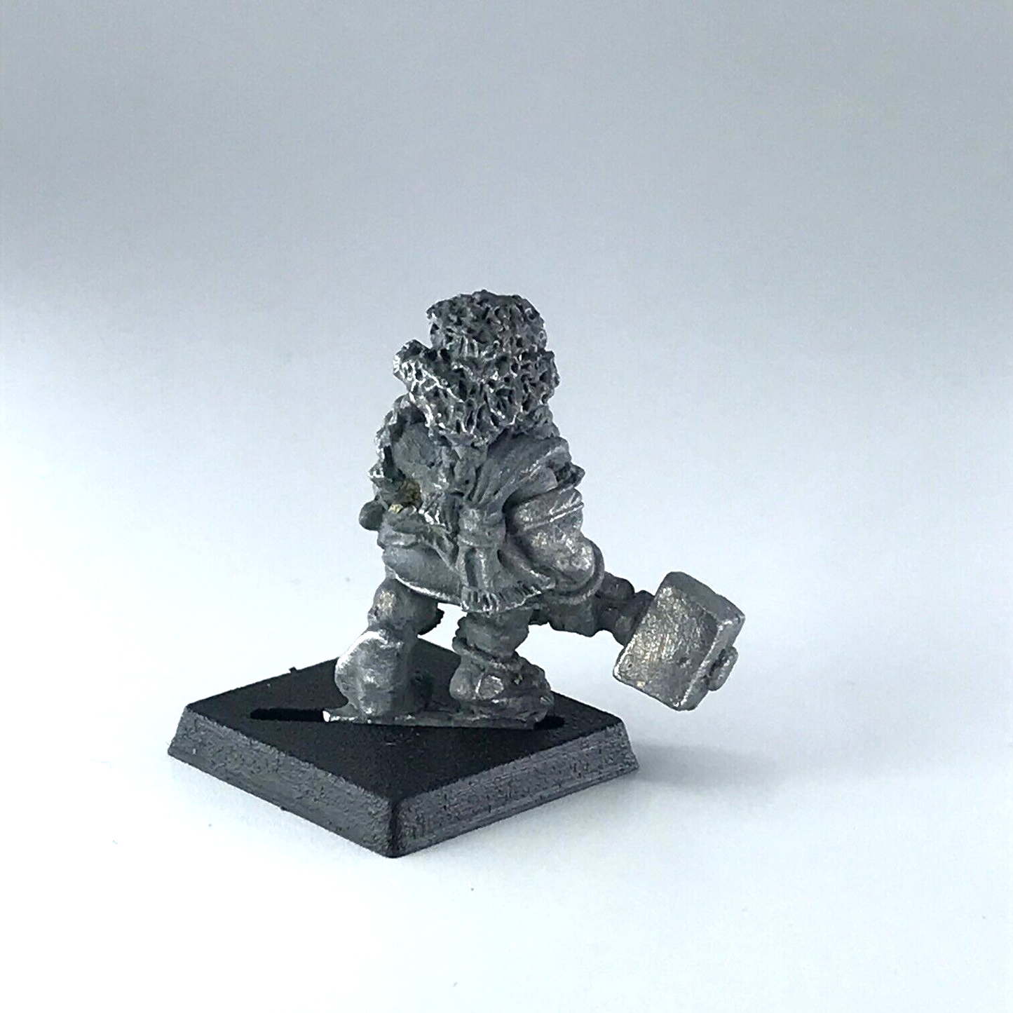 Dwarf Warrior with Hammer - Citadel Warhammer Fantasy Classic Metal X3008