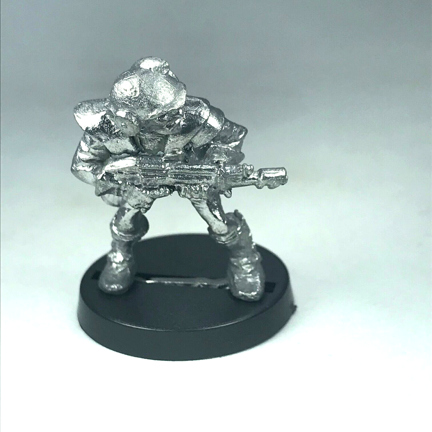 Metal Classic Rogue Trader Rifleman Imperial Army Trooper - Warhammer 40K X9076