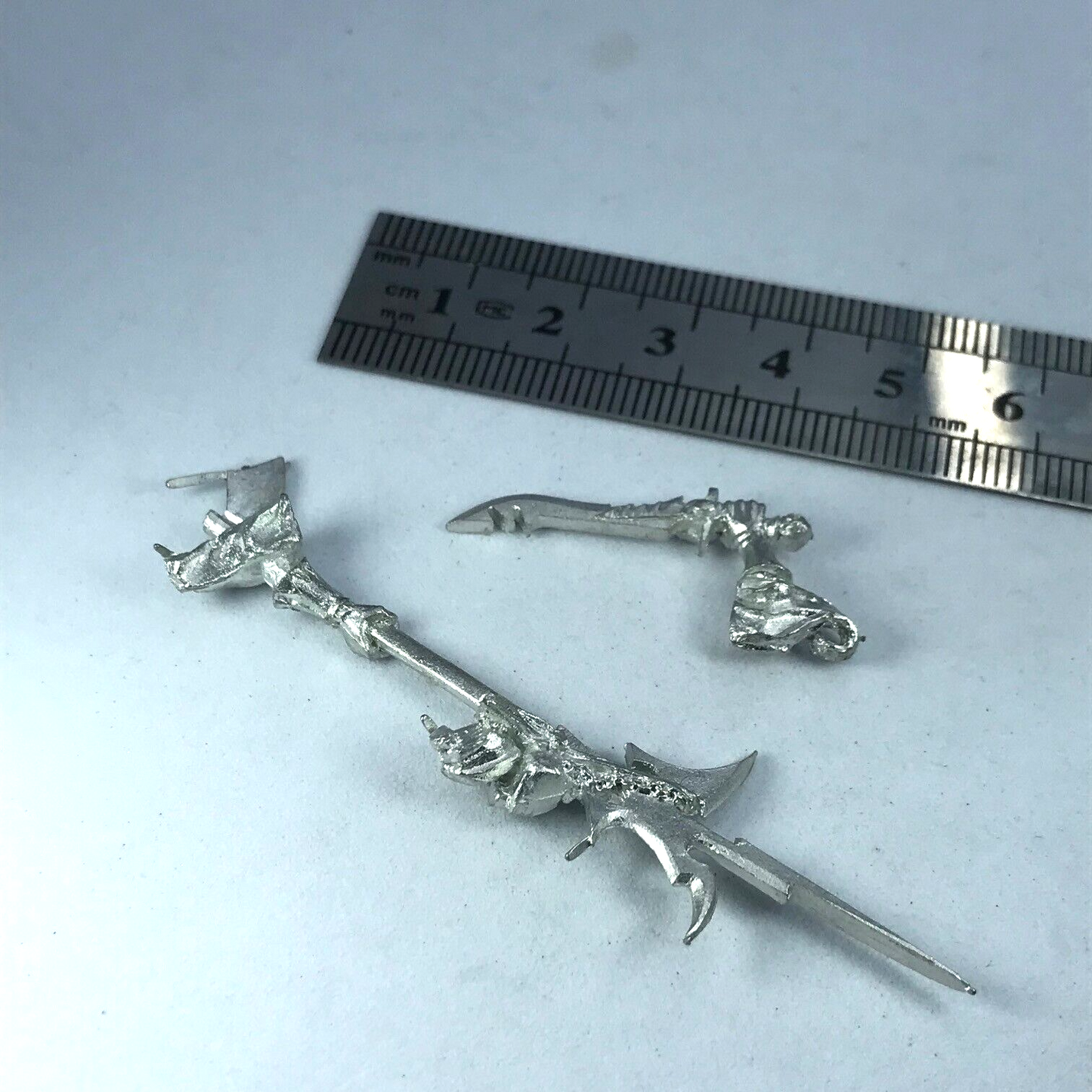 Metal Dark Elves Elf Dark Rider Champion Arm Parts - Warhammer Fantasy X10031