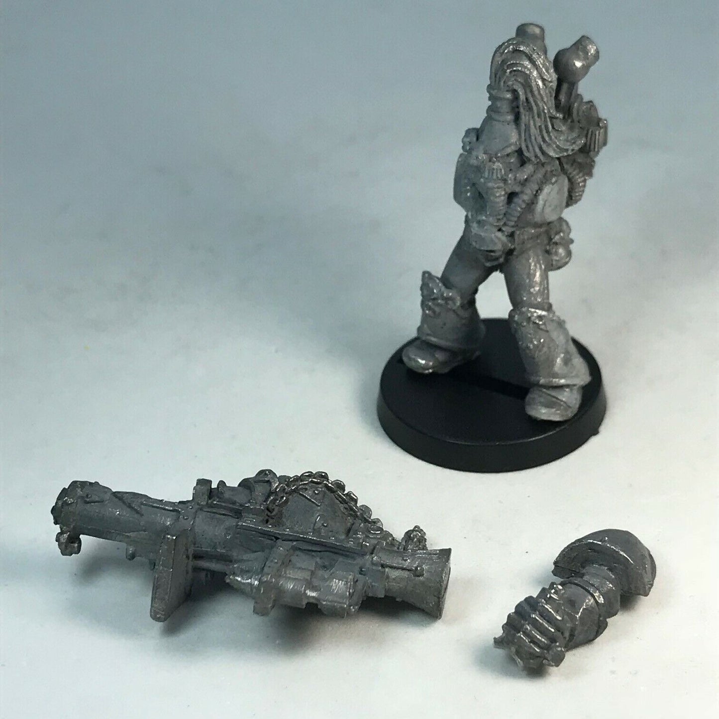 Metal Chaos Space Marine Rocket Launcher - Warhammer 40K X7996