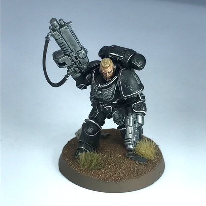 Primaris Lieutenant Iron Hands Space Marines - Painted - Warhammer 40K X7976