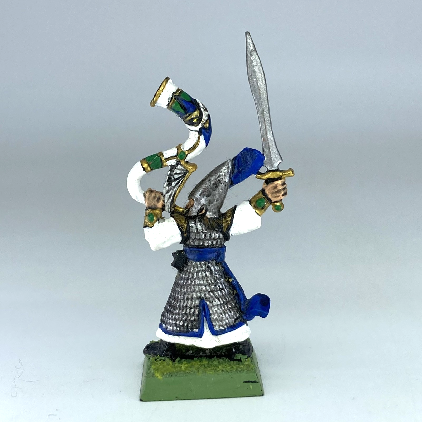 ca6b941c-ef8d-48ef-a424-cde5f4ea9592