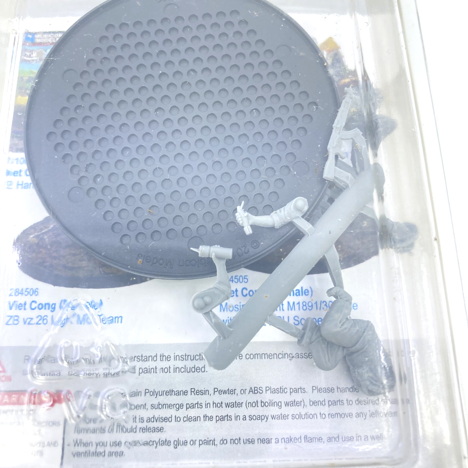 cb604aca-33d7-4cd6-841c-1e9d422fc19b