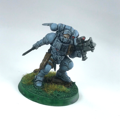 Lieutenant in Reiver Armour Space Wolves - Painted - Warhammer 40K X823