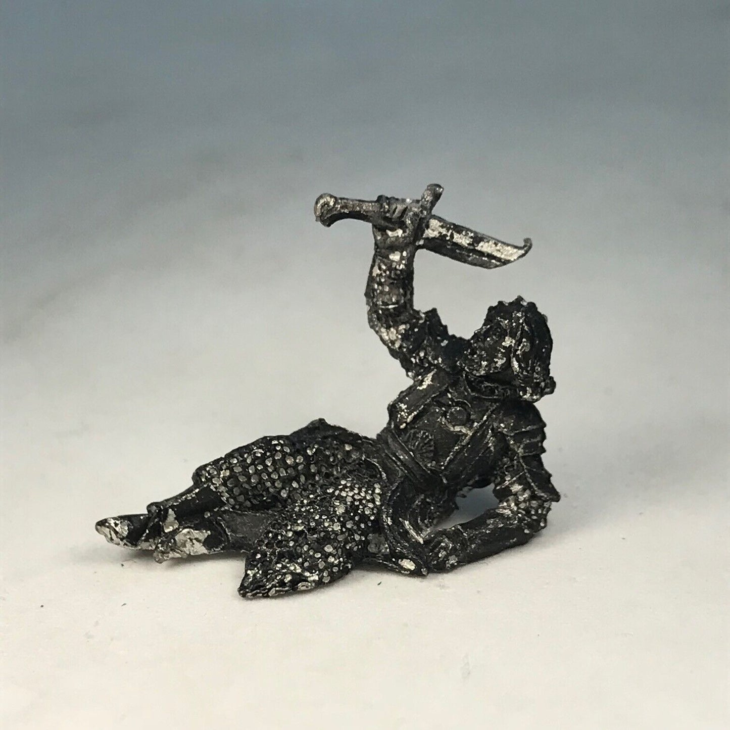 Metal Fallen Isildur Gondor LOTR - Warhammer / Lord of the Rings X3971