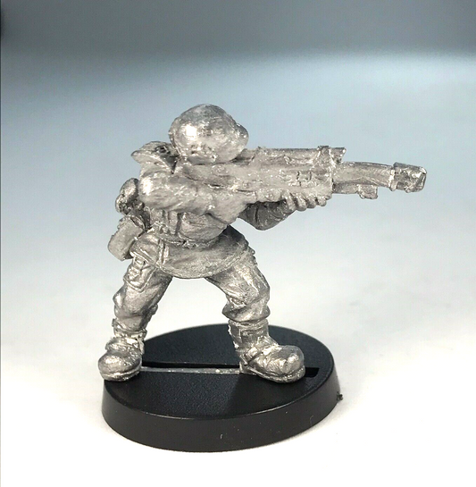 Cadian Shock Troop Rifleman Imperial Guard - Warhammer 40K Classic Metal X3243