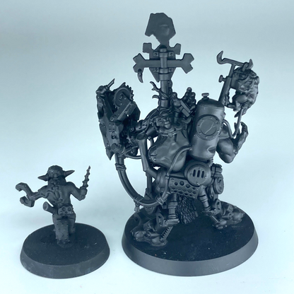Beast Snagga Painboss & Grot - Orks - Games Workshop Warhammer 40K C5618
