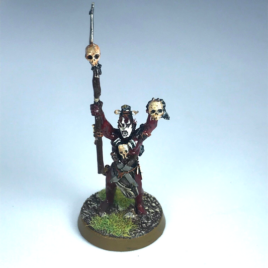 Metal Uruk Hai Shaman LOTR - Painted - Warhammer / Lord of the Rings X11904