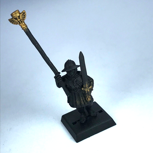 Classic Bretonnia Men At Arms Standard Bearer - Warhammer Fantasy GW X13321