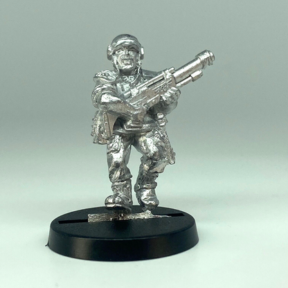 Cadian Shock Troop Rifleman Imperial Guard - Warhammer 40K Classic Metal X1796