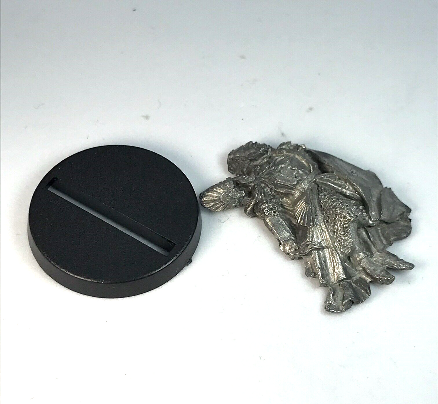 Fallen Elendil Gondor LOTR - Warhammer / Lord of the Rings Metal  X3073