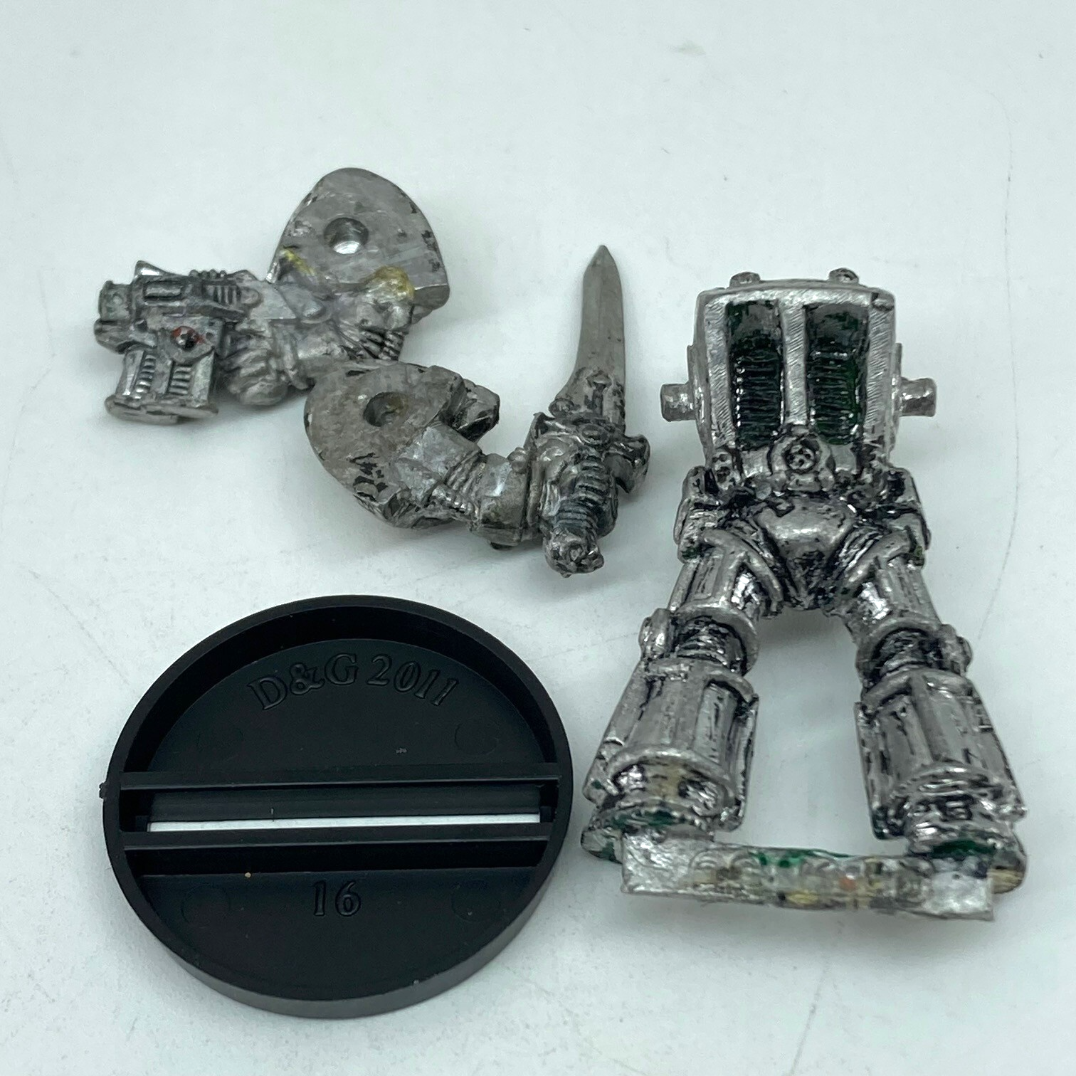 d24a4de2-3afd-422e-ab19-4679e6d391d0