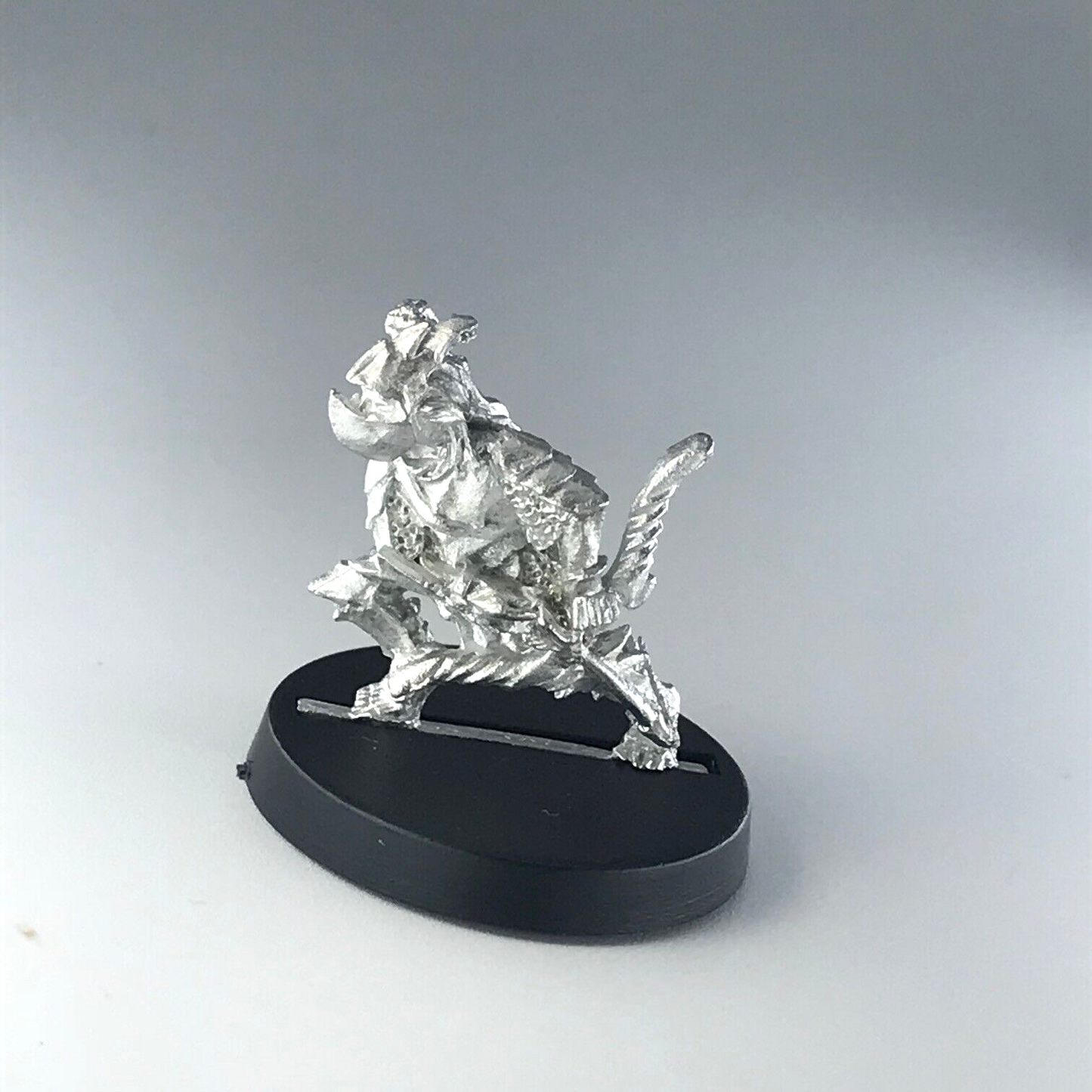 Moria Goblin Armoured Archer LOTR - Warhammer / Lord of the Rings Metal X2966