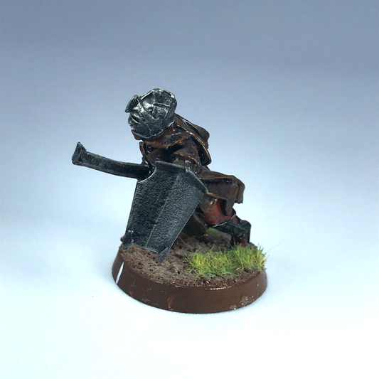 Uruk Hai Scout - LOTR Warhammer / Lord of the Rings Painted Metal X13048