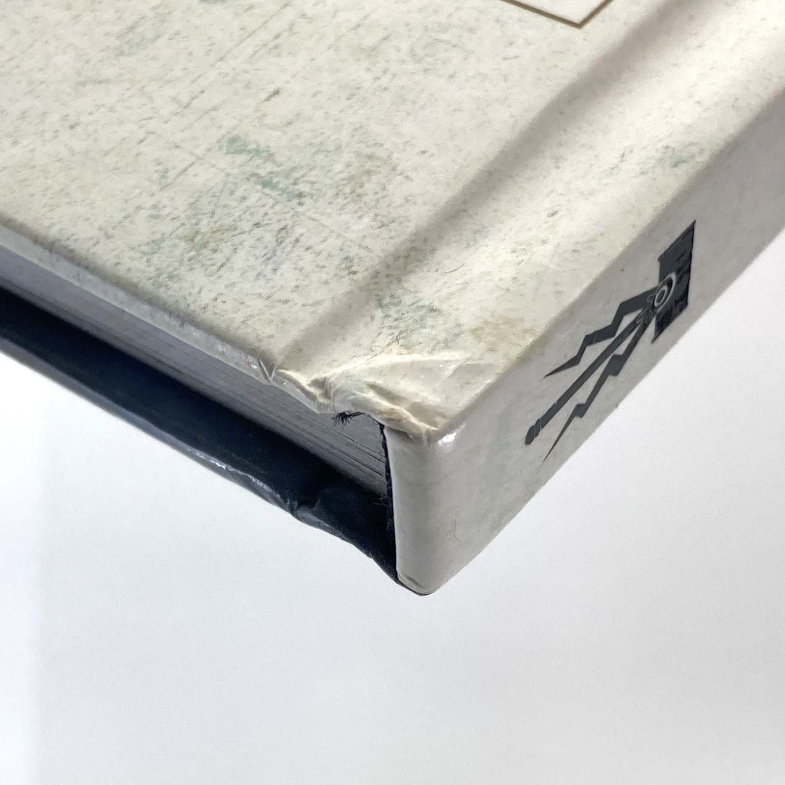 d7253d68-4cb1-41ad-b7f7-34490747013d