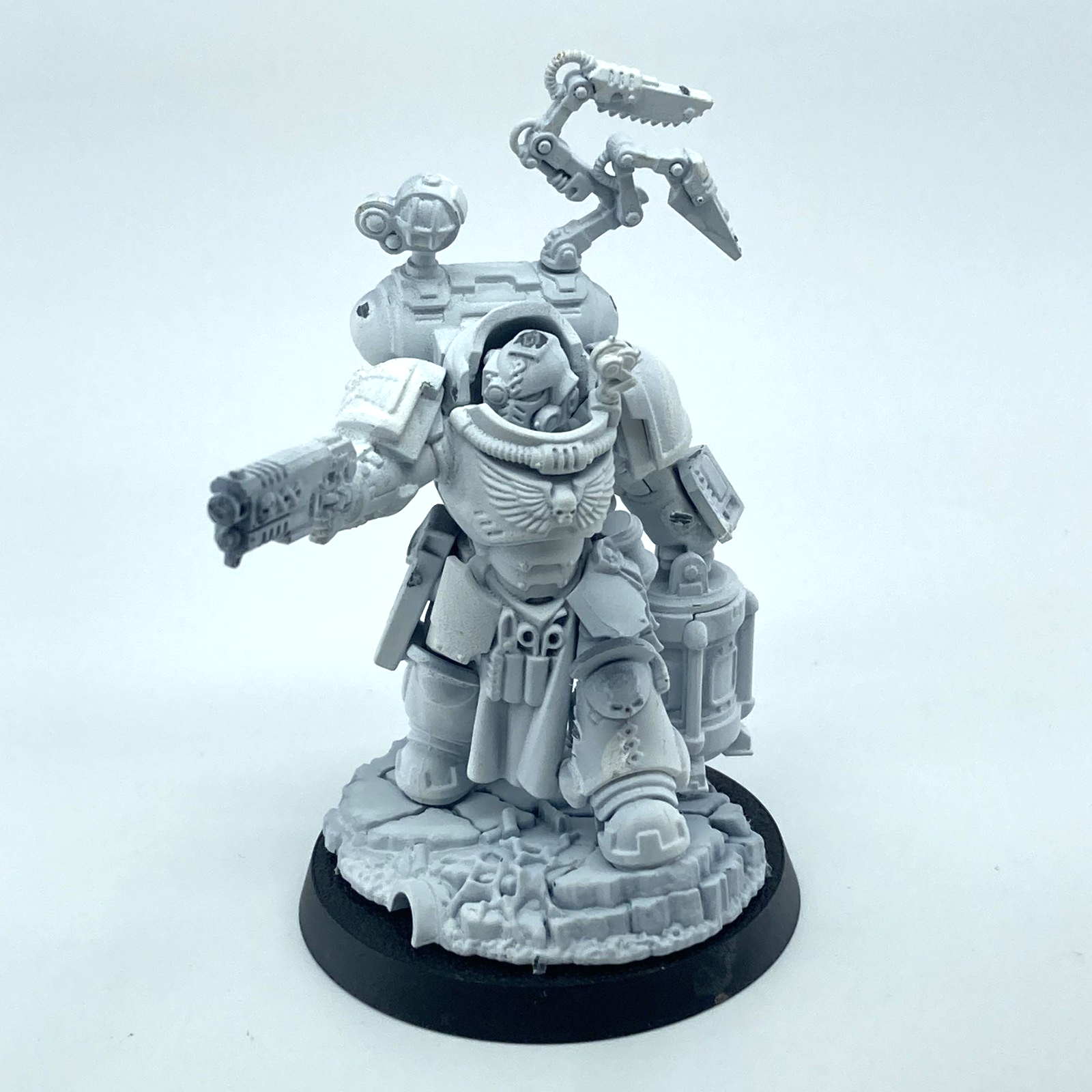 da4cdc7c-9801-4b4b-8b4c-7aae47e016c5