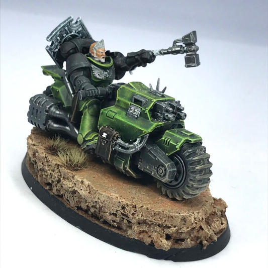 Salamanders Primaris Captain on Bike Space Marines - Warhammer 40K Painted C4692