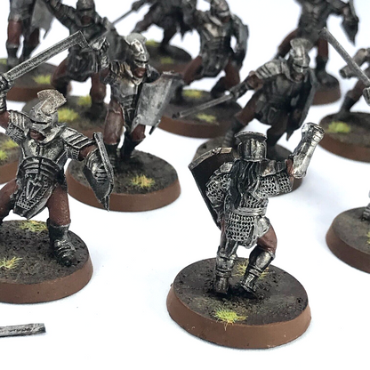 Uruk Hai Warriors - Warhammer / Lord of the Rings Painted Games Workshop C4556