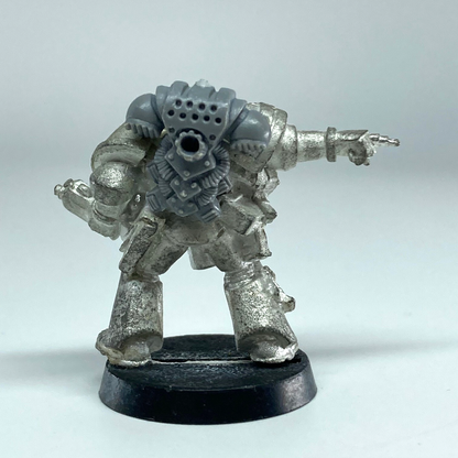 daa58cc0-de1e-4375-b675-313e4a66f806