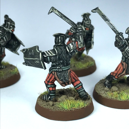 Uruk Hai Warrior Squad - Painted - LOTR / Warhammer / Lord of the Rings X1145