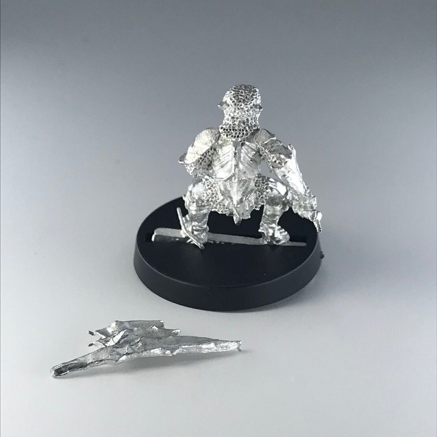 Moria Goblin Armoured Warrior LOTR - Warhammer / Lord of the Rings Metal X1825