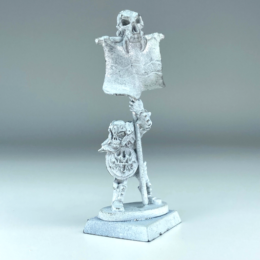 Goblin Standard Bearer - Orcs & Goblins - Warhammer Pre Slotta Metal X11926