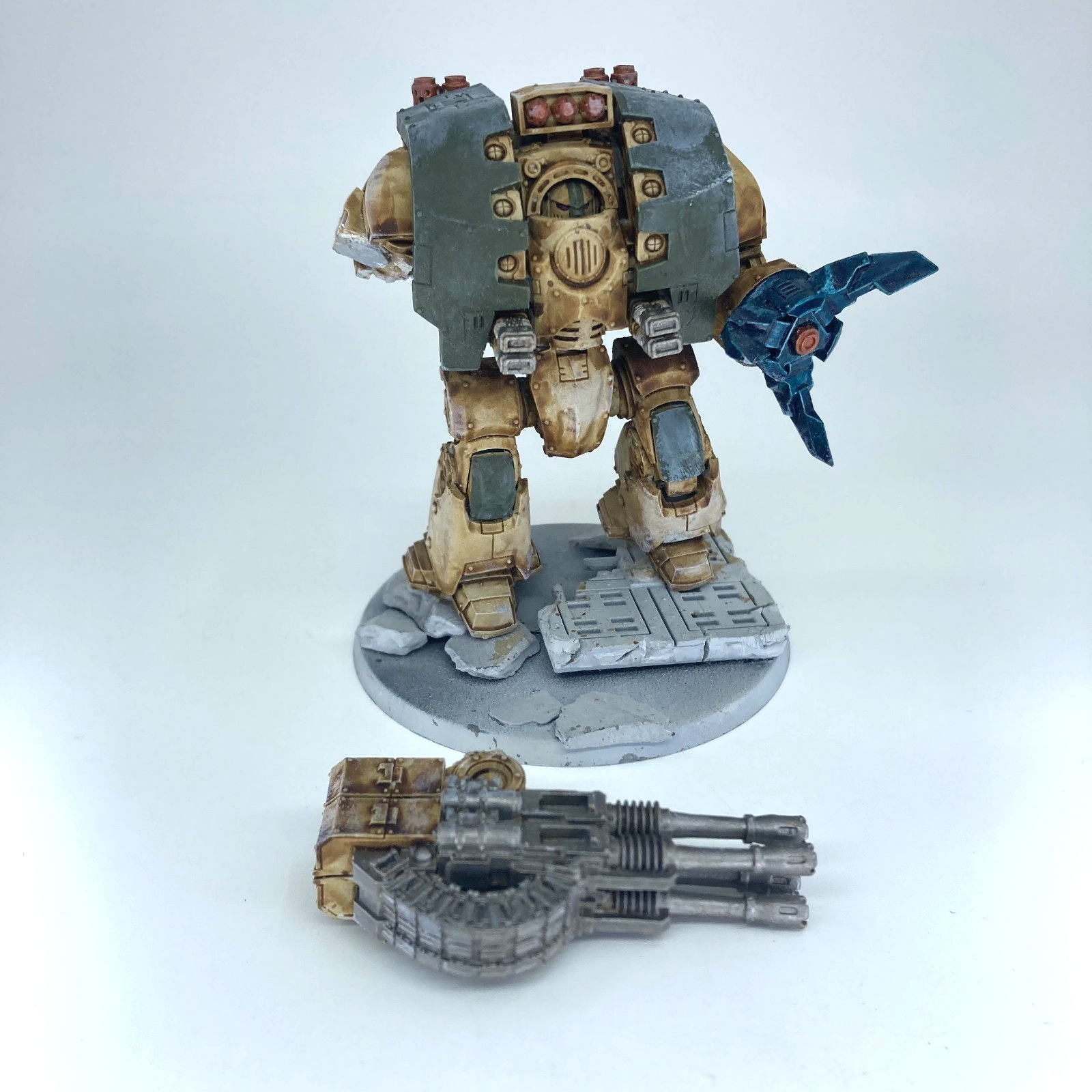 dfaea1e0-b702-4141-a5aa-7773c19484f7