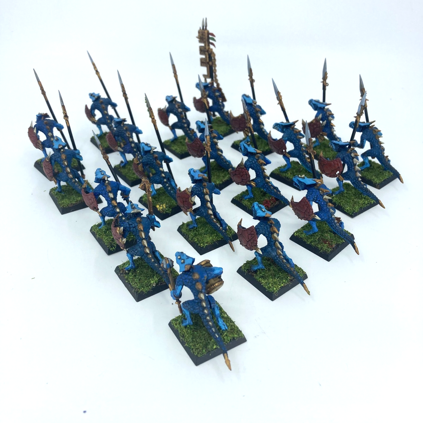 e03055fc-5176-47a4-9d95-cbc301fef3b1