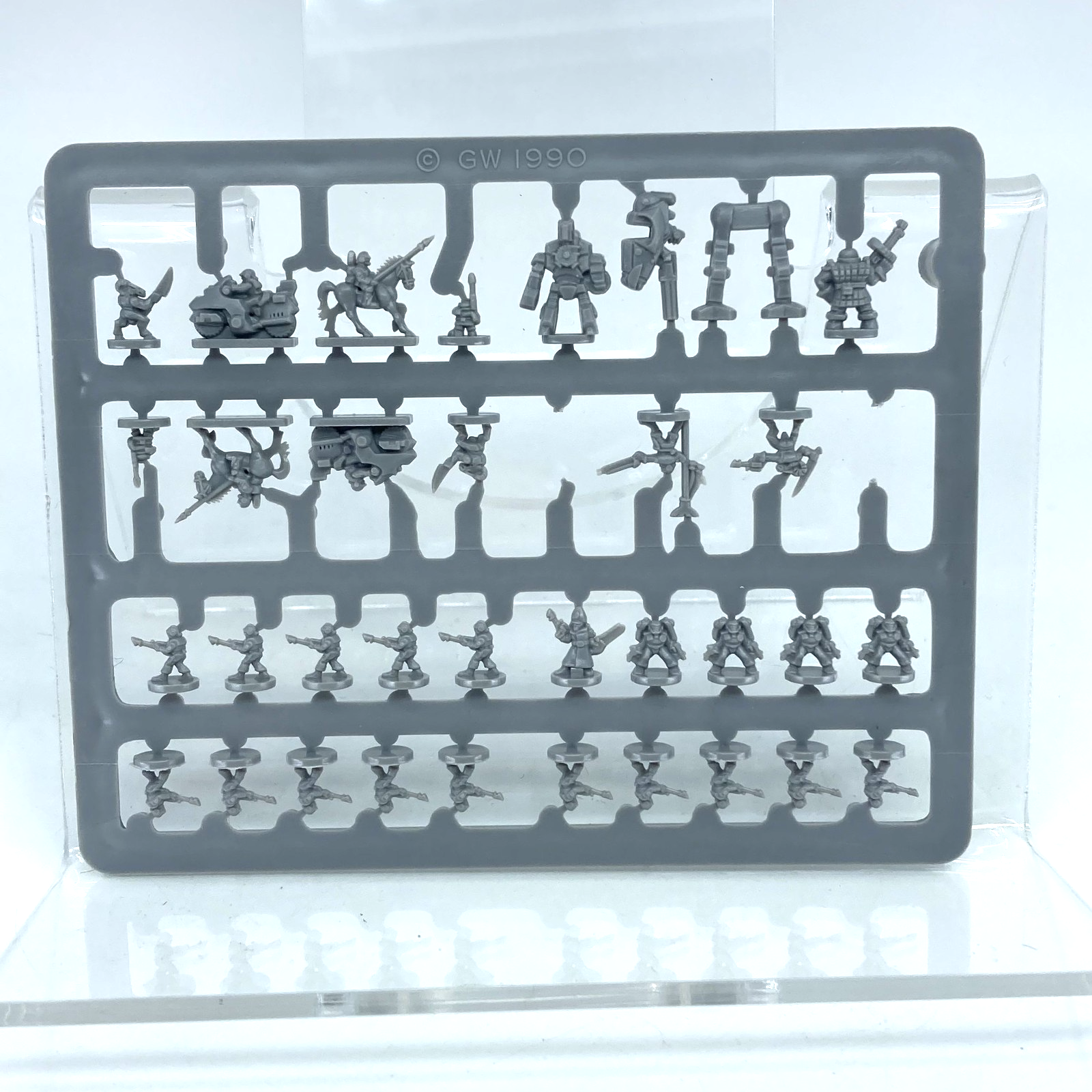 e0955db1-b5a1-402a-9865-4eb79d6f8e1d