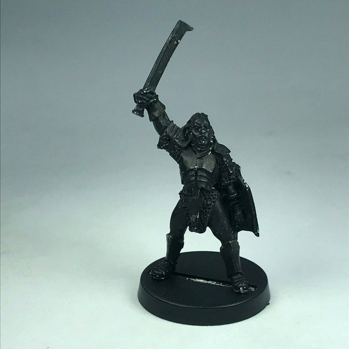 Metal Uruk Hai Captain LOTR - Warhammer / Lord of the Rings X2329