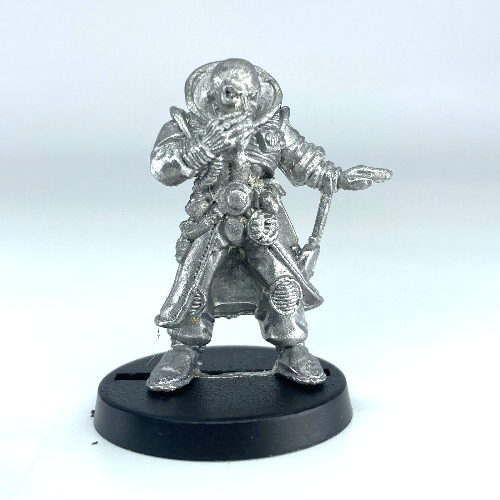 e2e1a2d5-f7b5-4595-a6ee-781c0f316c66