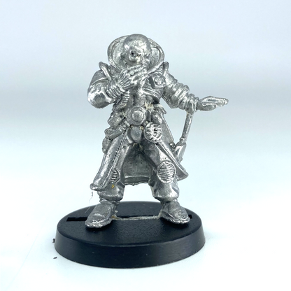 e2e1a2d5-f7b5-4595-a6ee-781c0f316c66