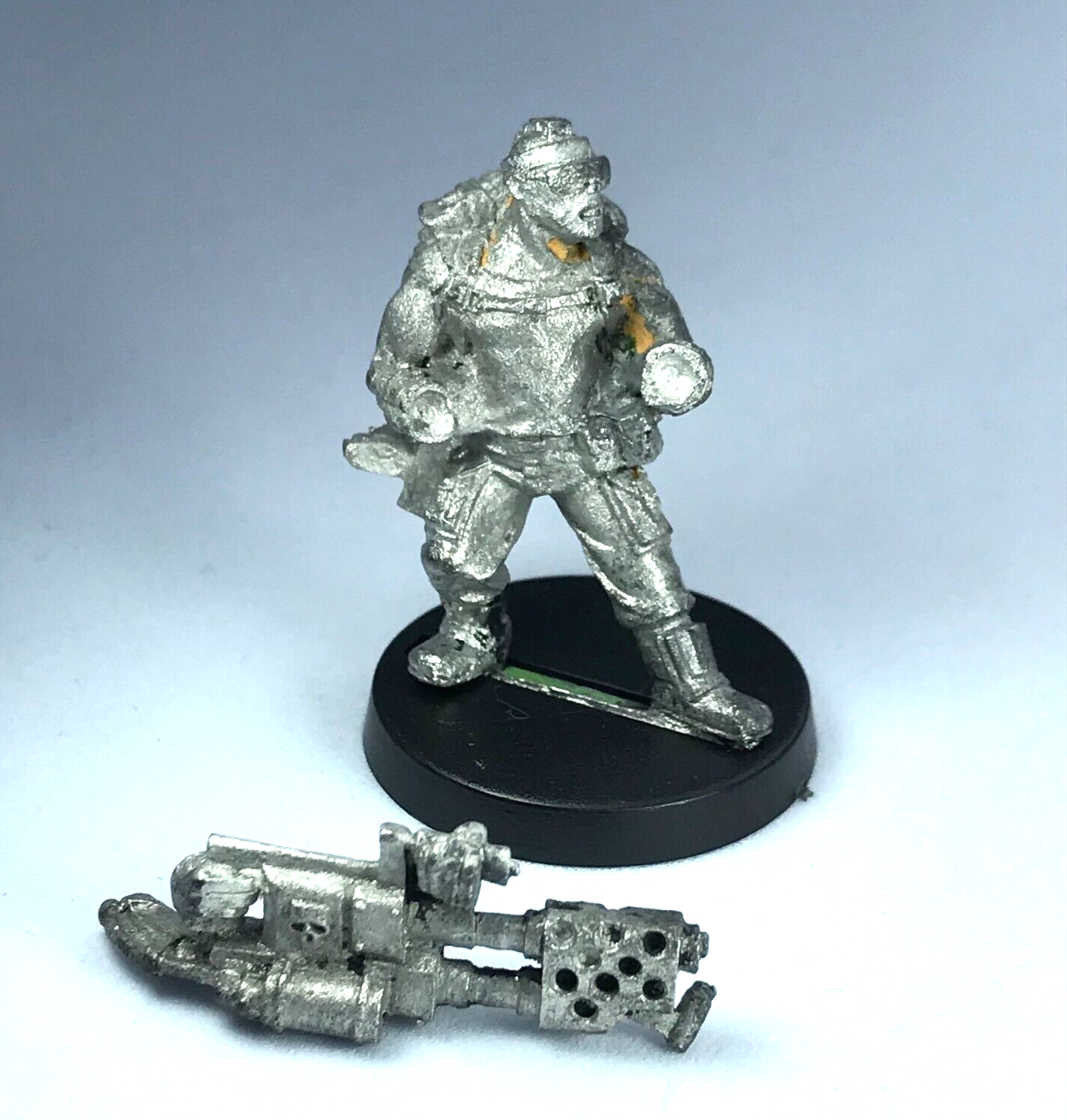 Classic Catachan with Heavy Flamethrower Imperial Guard - Warhammer 40K X7956