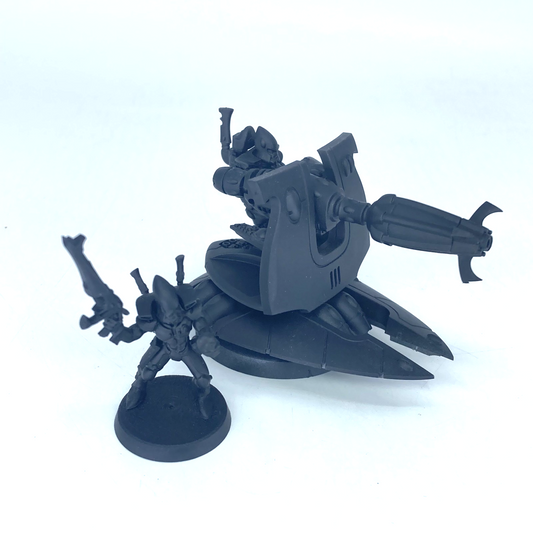 e4f8d52e-8b6d-4526-904a-1fde8a70e2b1