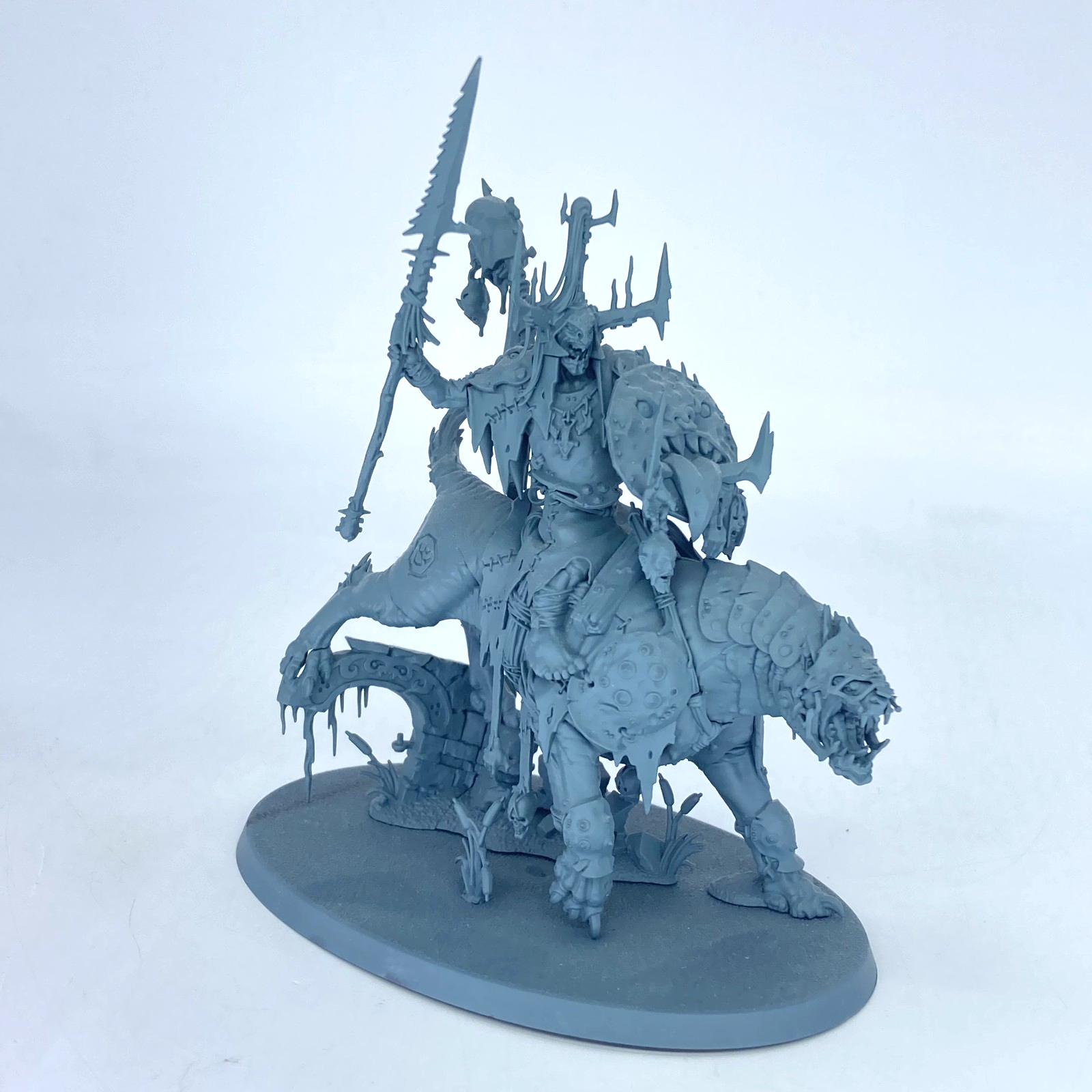 e5fb624b-b7cf-46d2-ad21-b36ff550a6df