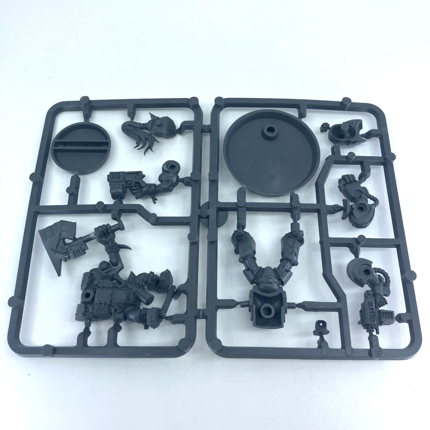 e7247e9d-17cc-40c7-89b4-fcd392572e27