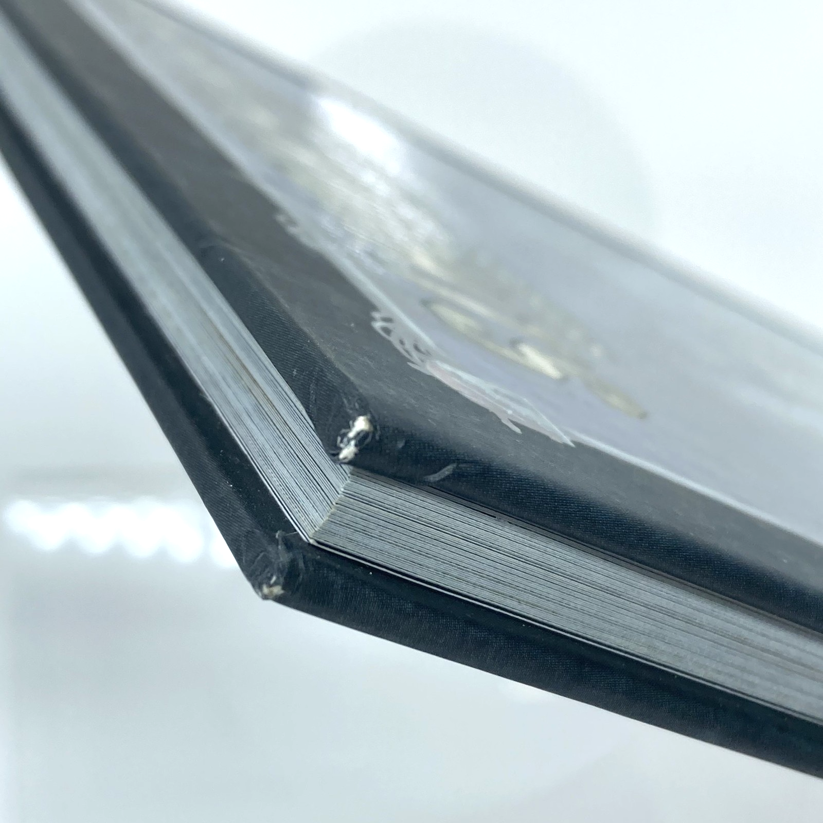 e9905327-21fd-4e4a-b7b4-fa2f7b4460fb