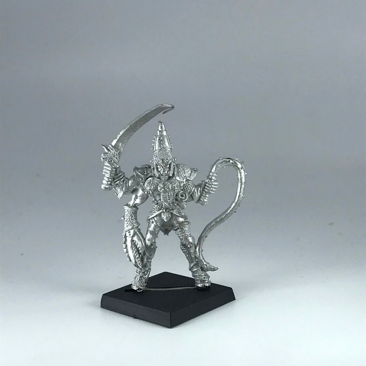 Slaneesh Champion Dated 1988 - Citadel Warhammer Fantasy Classic Metal X1148