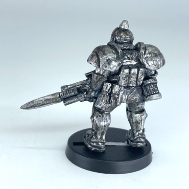 ed936095-f0e1-49a5-a9c3-a5a8eca4e7c1