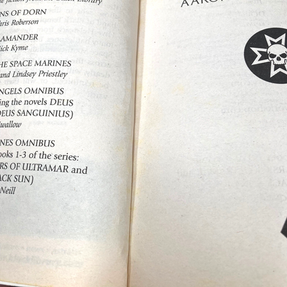 Helsreach - Aaron Dembski-Bowden 2010 - Black Library Warhammer 40K M1108