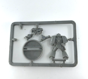 Space Marines Trooper on Sprue 1993 Warhammer 40K Games Workshop Classic C4247