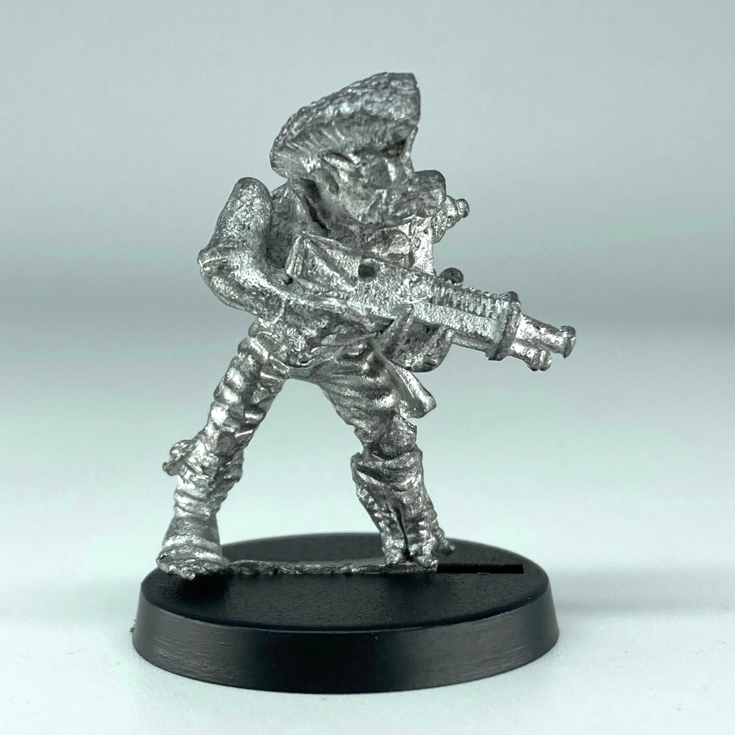 Renegade pirate - rogue trader - citadel warhammer 40k classic metal x261