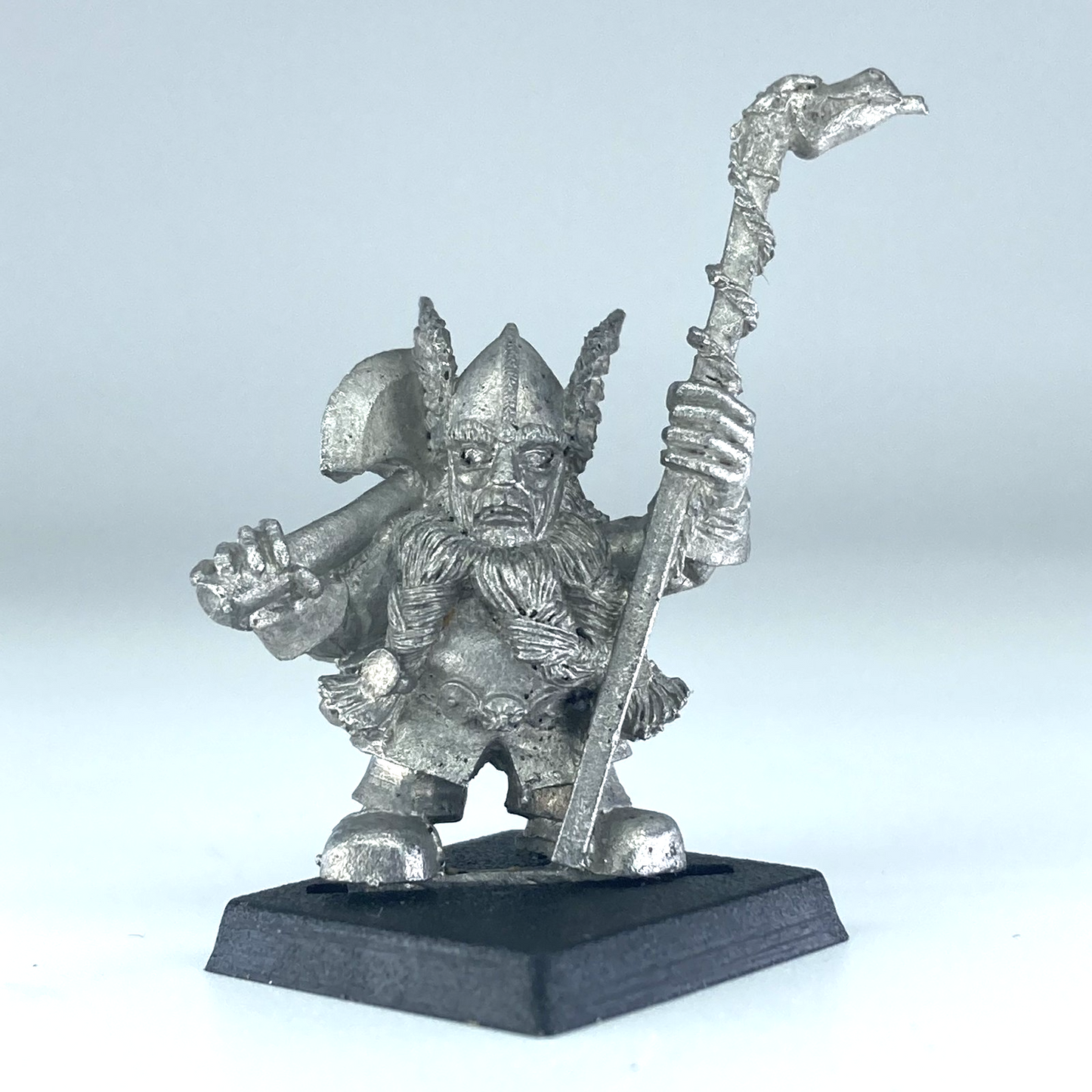 f10b7d30-1b93-4eec-a833-6a66f95c6681