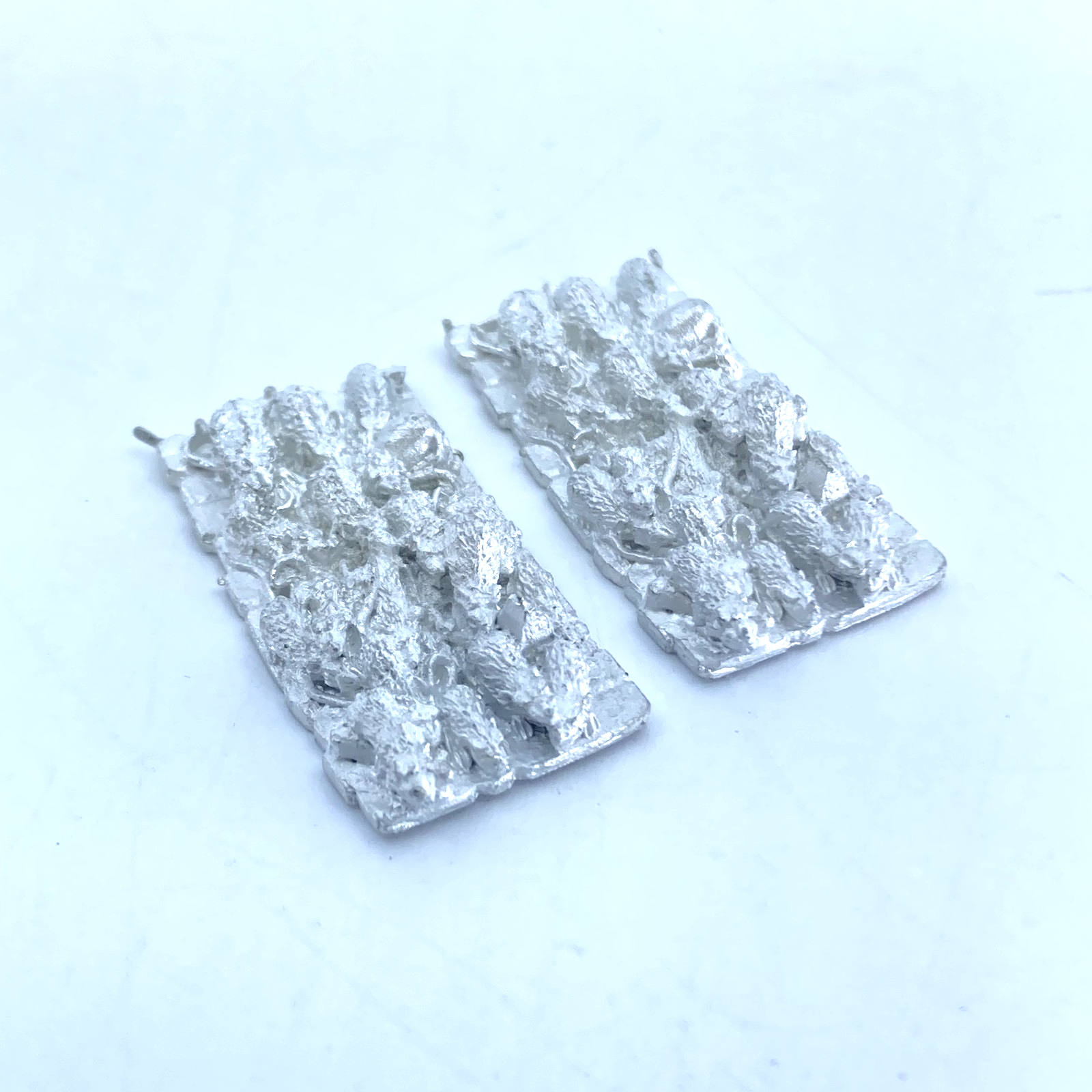 f1458fa9-941a-426f-9eef-690f661ef76d