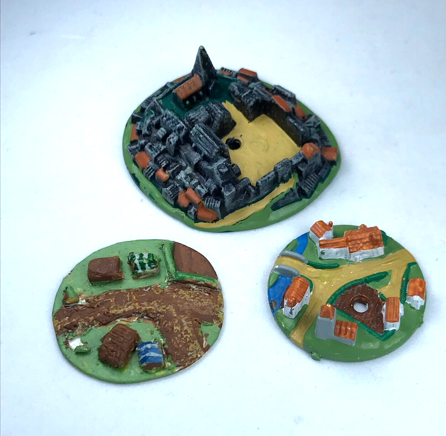 Metal Village / Town Markers - Mighty Empires Board Game - Games Workshop X4285