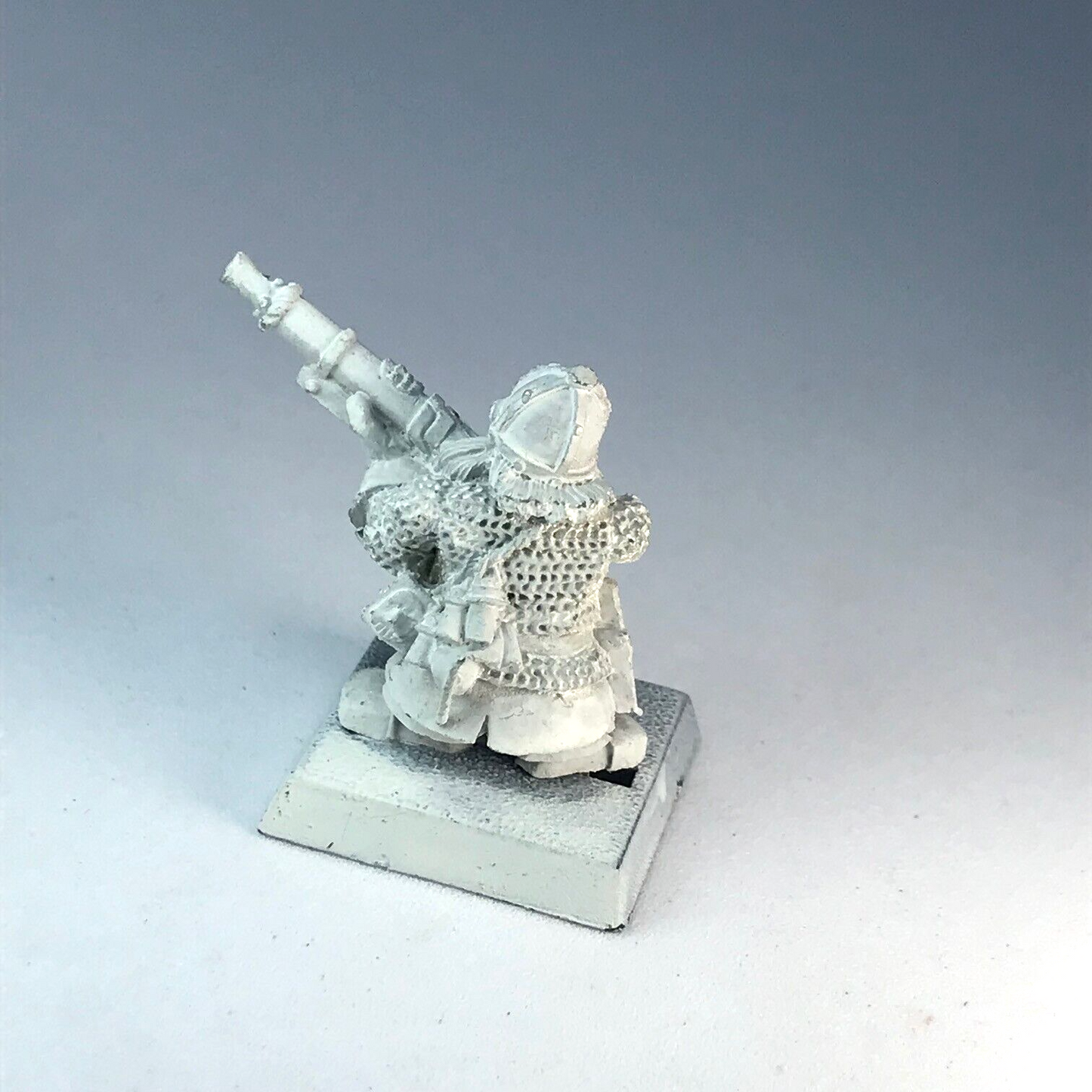 Dwarf Thunderer Rifleman - Citadel Warhammer Fantasy Classic Metal X13139