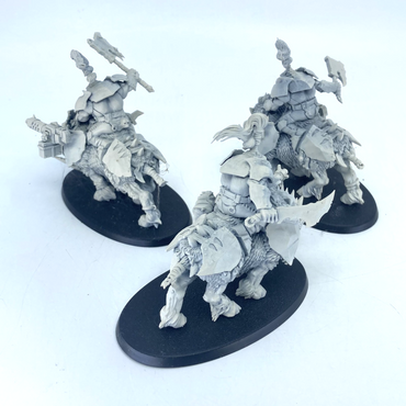 f4a584de-7b55-417c-990a-0c83d99aa40a