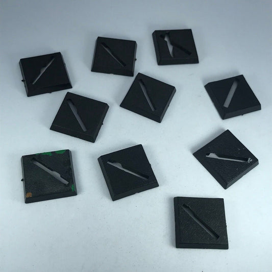 Original GW Dated 1984 20mm Square Bases Slotta - Warhammer Fantasy X9821